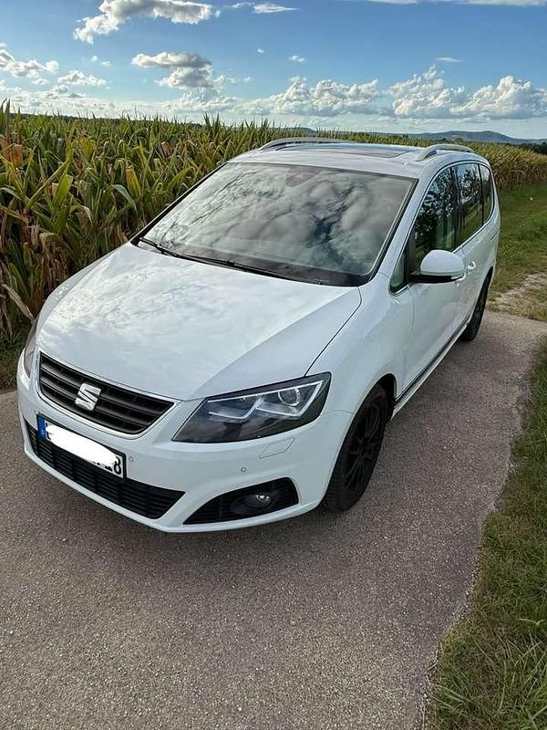Gebraucht 2016 Seat Alhambra Crono Plus Van / Kleinbus | 28.990 € (Teuer) - Bild 1/4