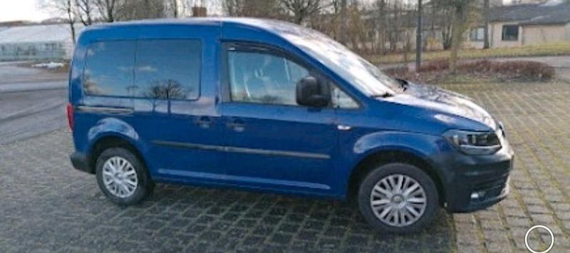 Second-hand VW Caddy 75 CP (55 kW) 2016 Albastru Monovolum