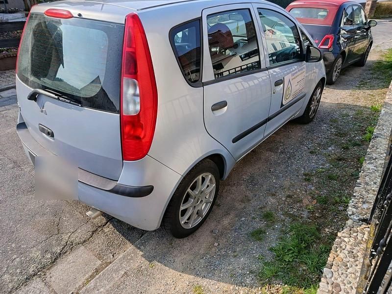 Gebraucht Mitsubishi Colt Top 75 PS (55 kW) 2005 Blau Kleinwagen