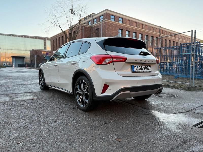 Gebraucht Ford Focus Active 151 PS (111 kW) 2020 Kleinwagen