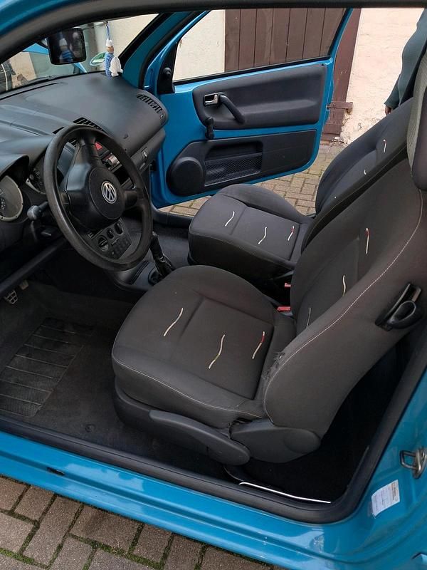 Blau Gebraucht 2004 VW Lupo Kleinwagen | 1.800 € (Etwas zu teuer) - Bild 1/4