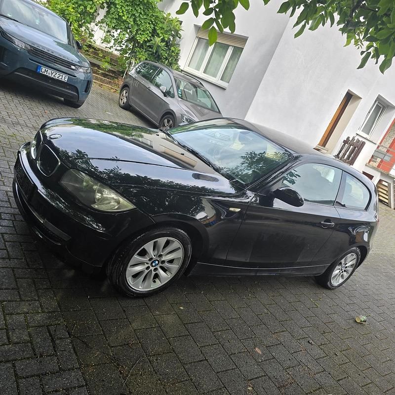 Schwarz Gebraucht 2008 BMW 116 M Sport Kleinwagen | 2.095 € (Superpreis) - Bild 1/4
