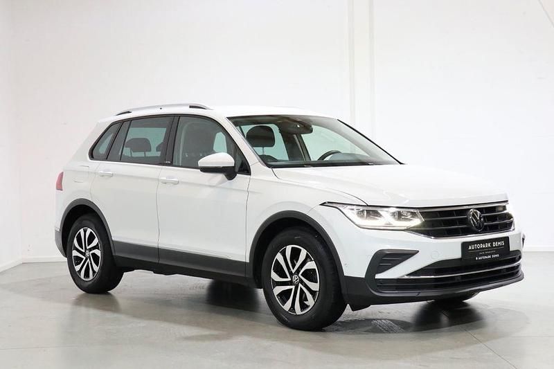 Gebraucht VW Tiguan Active 150 PS (110 kW) 2022 Weiß SUV
