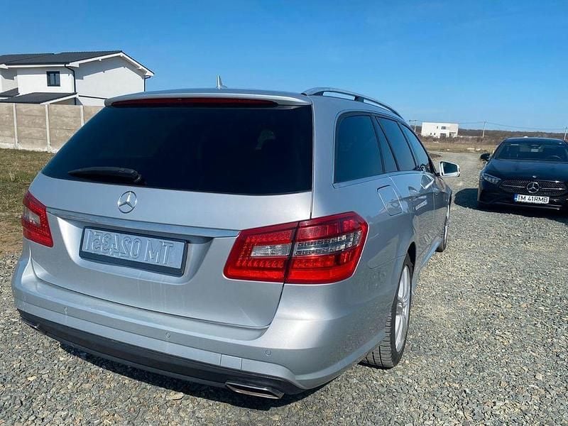 Gebraucht Mercedes E350 AMG 265 PS (194 kW) 2010 Silber Limousine