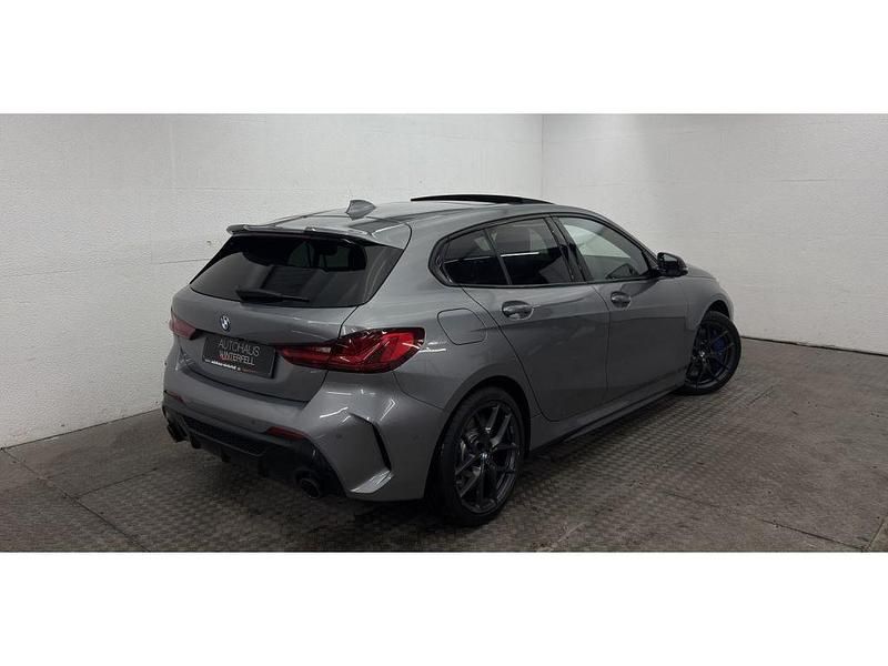 Gebraucht BMW M135 Performance 306 PS (225 kW) 2022 Skyscraper grau (metallic) Kleinwagen