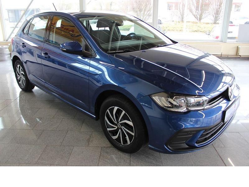 Gebraucht VW Polo Life 95 PS (69 kW) 2022 Blau Kleinwagen