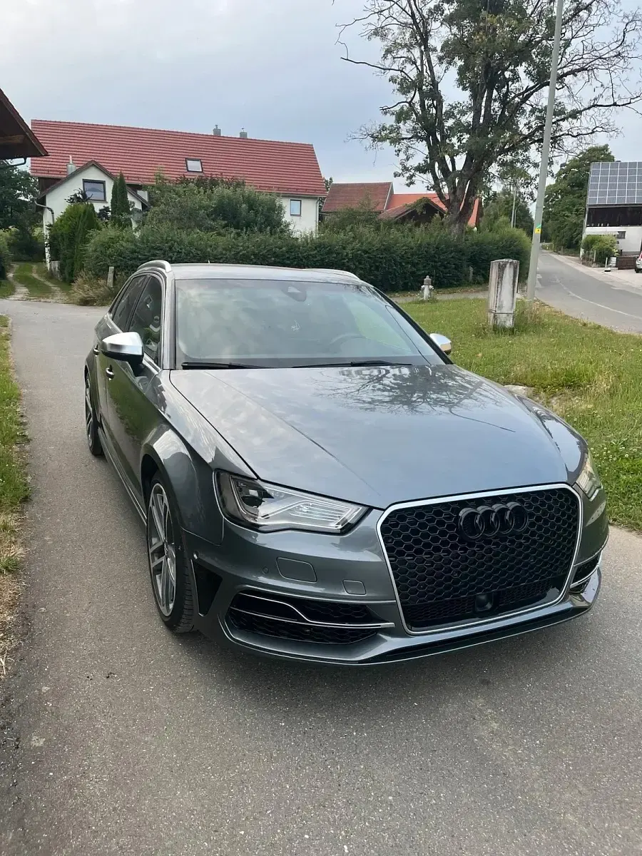 Gebraucht Audi S3 300 PS (220 kW) 2014 Grau Limousine