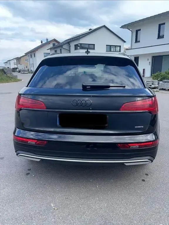 Używany Audi Q5 Design 299 KM (219 kW) 2021 Czarny SUV