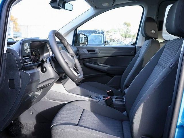 Neu VW Caddy Life 116 PS (85 kW) 2025 Costa azul metallic Van / Kleinbus