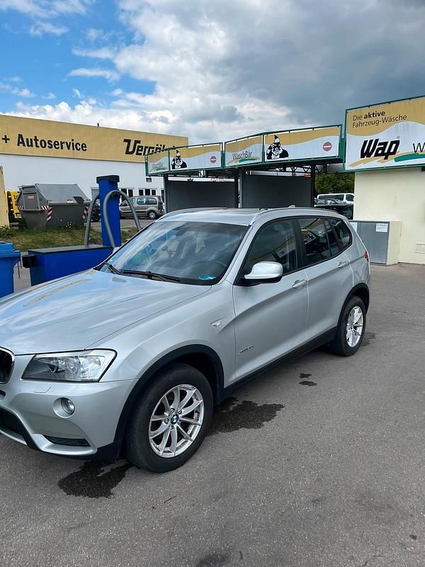 Silber Gebraucht 2013 BMW X3 SUV | 15.950 € (Etwas zu teuer) - Bild 1/4