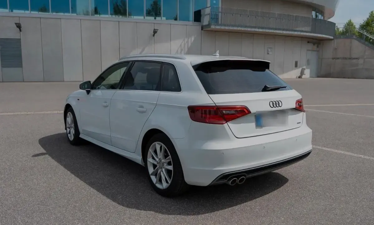 Gebraucht Audi A3 S-Line 184 PS (135 kW) 2014 Weiß Limousine