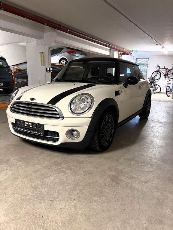 Gebraucht Mini Cooper D 109 PS (80 kW) 2009 Weiß Kleinwagen