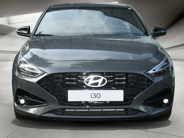 Gebraucht Hyundai i30 Advantage 101 PS (74 kW) 2024 Andere farbe Kleinwagen
