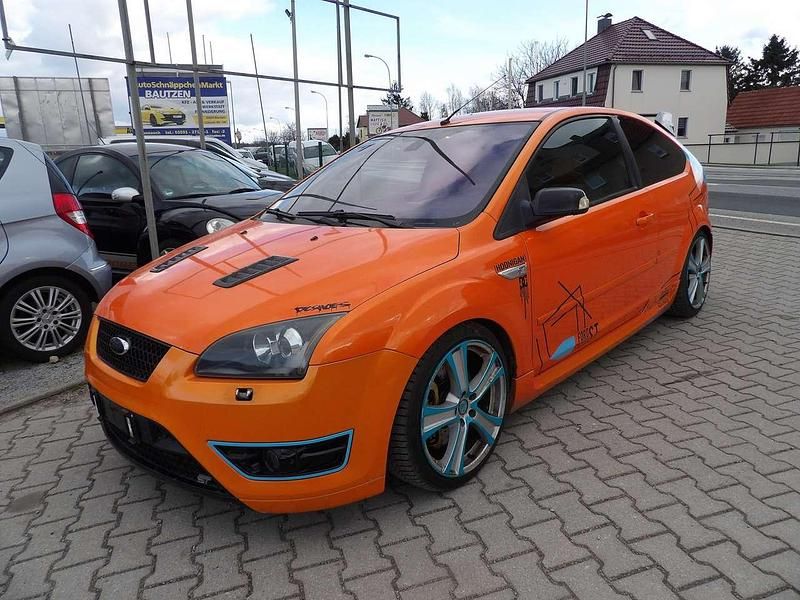 Gebraucht Ford Focus ST 226 PS (166 kW) 2006 Orange Coupé