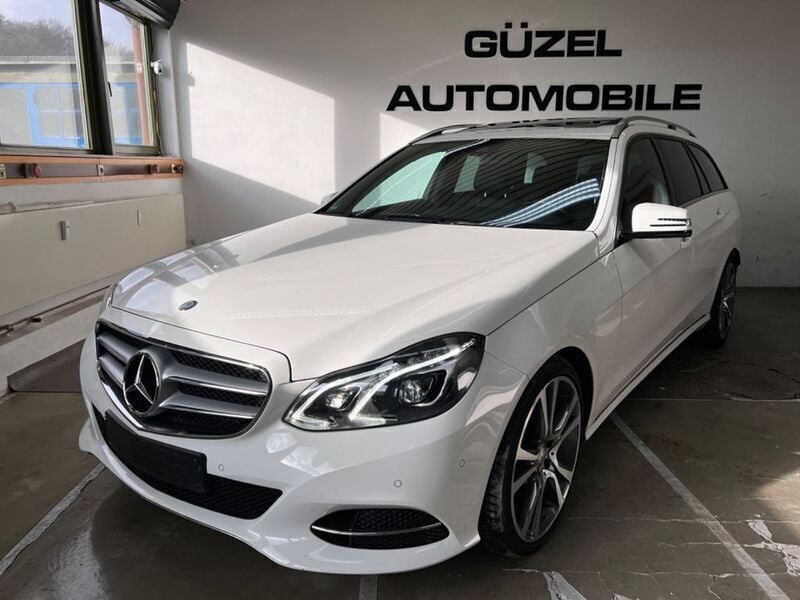 Weiß Gebraucht 2013 Mercedes E200 Avantgarde Kombi | 16.980 € (Fairer Preis) - Bild 1/4