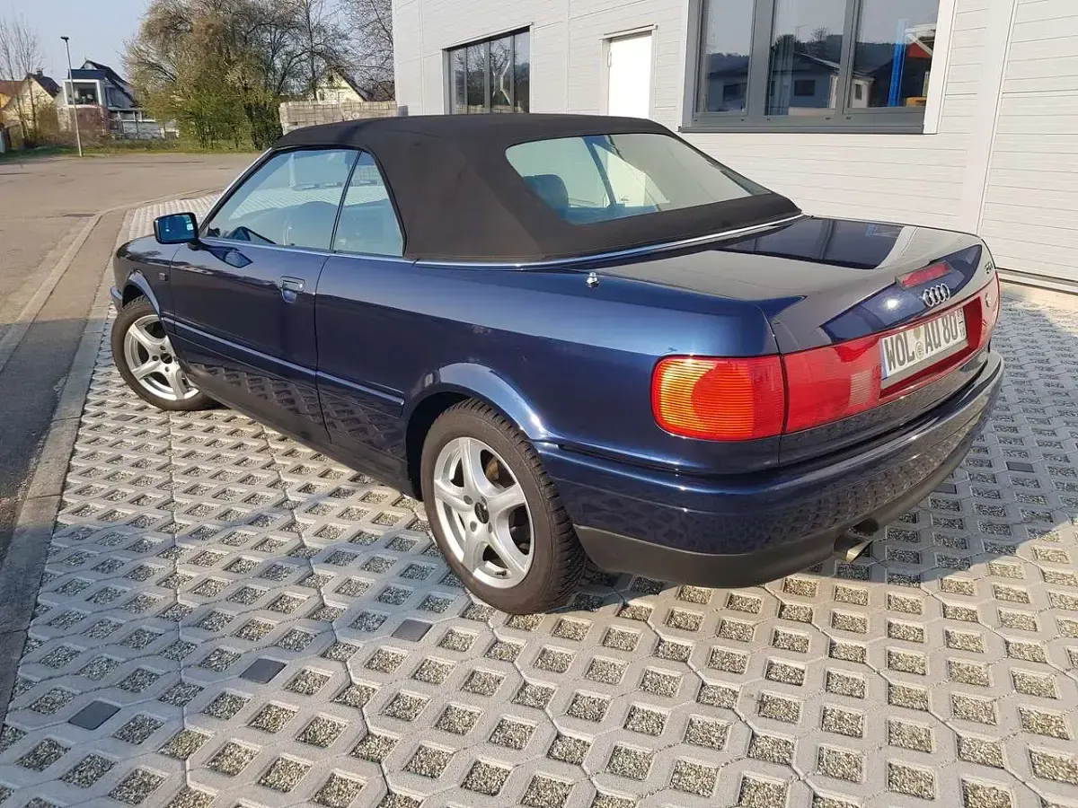 Gebraucht Audi Cabriolet 116 PS (85 kW) 1998 Blau Cabrio