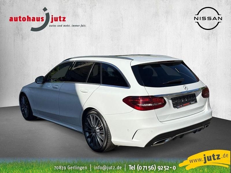 Gebraucht Mercedes C300 AMG line 258 PS (189 kW) 2019 Weiß Limousine