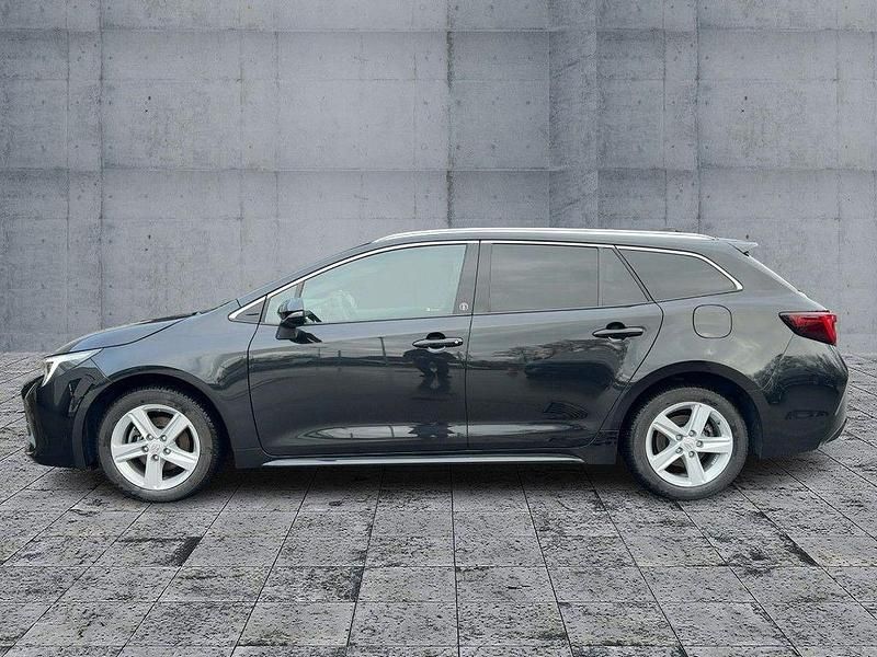 Gebraucht Toyota Corolla Team 140 PS (102 kW) 2024 Black mica / ink Kombi