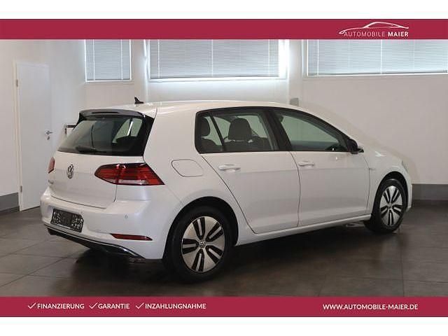 Gebraucht VW Golf 100 kW (136 PS) 2020 Weiß Limousine