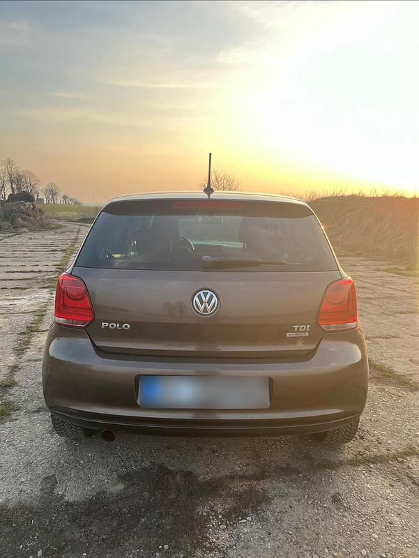 Gebraucht VW Polo Style 90 PS (66 kW) 2011 Braun Kleinwagen