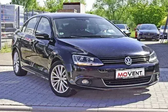 Gebraucht VW Jetta Highline 160 PS (117 kW) 2011 Schwarz Limousine