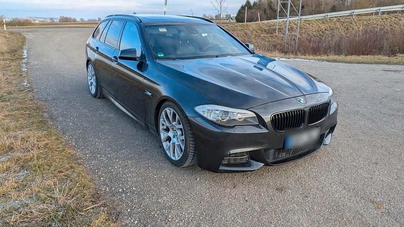 Gebraucht BMW 535 M Sport 299 PS (219 kW) 2011 Grau Kombi