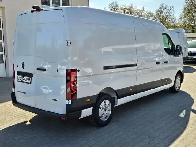 Neu Renault Master 105 kW (143 PS) 2026 Weiss Van / Kleinbus