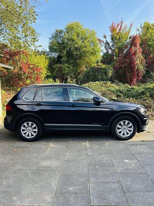 Gebraucht 2019 VW Tiguan IQ Drive SUV | 23.000 € (Fairer Preis) - Bild 1/4