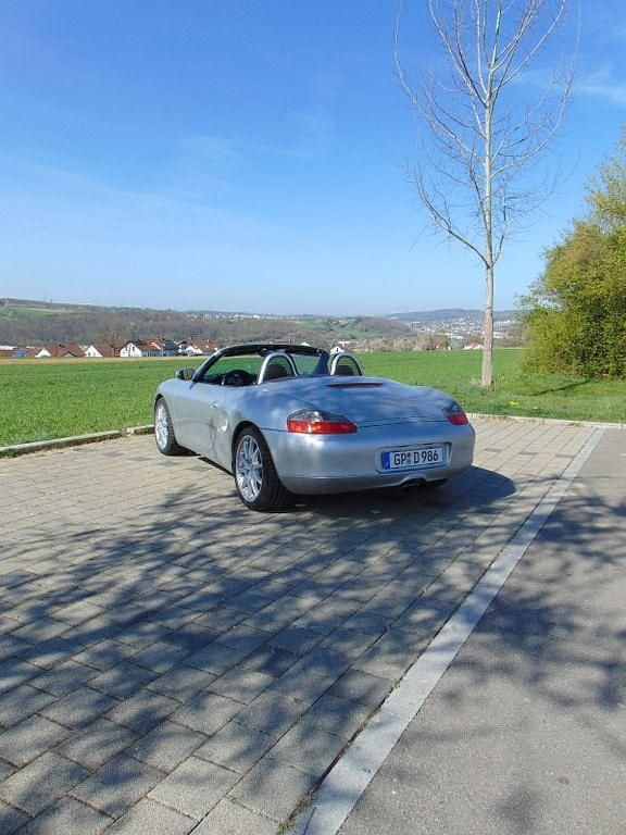 Silber Gebraucht 1999 Porsche Boxster Cabrio | 13.900 € (Fairer Preis) - Bild 1/4