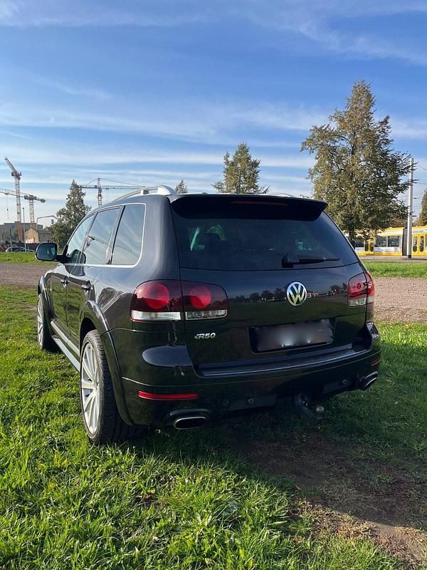 Schwarz Gebraucht 2008 VW Touareg R SUV | 8.000 € - Bild 1/4