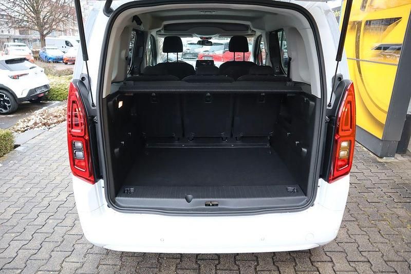 Neu Opel Combo-e Life Ultimate 100 kW (136 PS) 2025 Weiß Van / Kleinbus