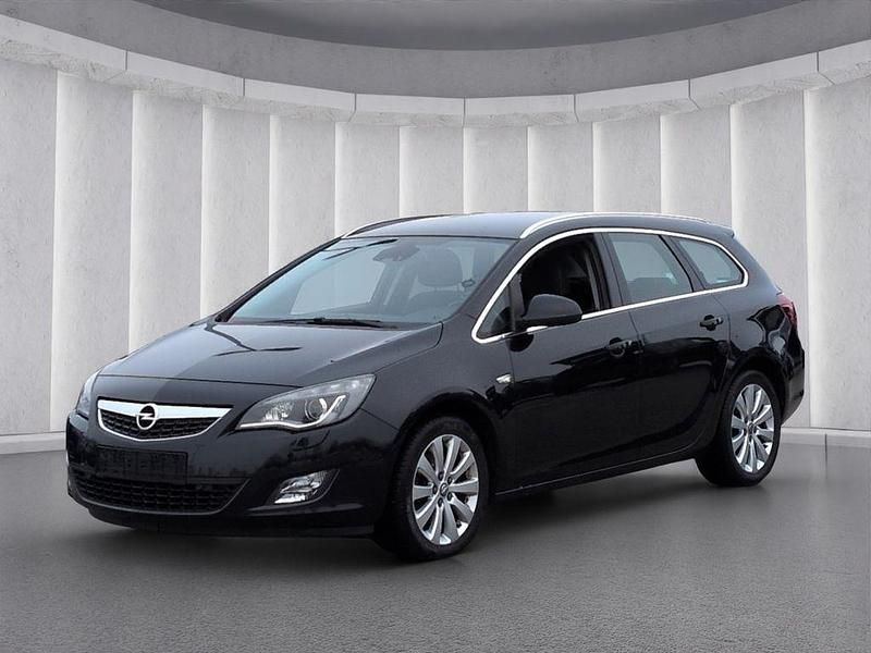 Gebraucht Opel Astra Innovation 160 PS (117 kW) 2011 Schwarz Kombi