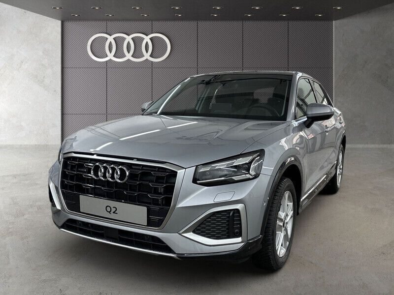 Silber Gebraucht 2022 Audi Q2 Advanced Plus SUV | 55.295 € - Bild 1/4