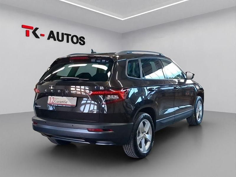 Gebraucht Skoda Karoq 150 PS (110 kW) 2021 Hneda magnetic/magnetic braun SUV