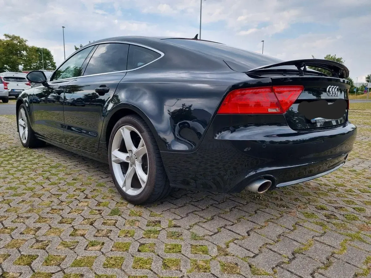 Gebraucht Audi A7 Sportback 204 PS (150 kW) 2012 Schwarz Kleinwagen