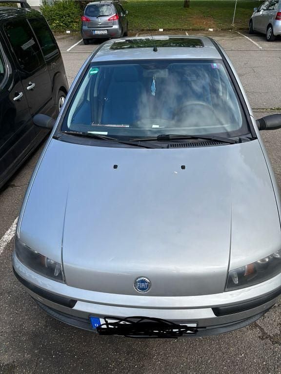Silber Gebraucht 2001 Fiat Punto Kleinwagen | 850 € (Guter Preis) - Bild 1/3