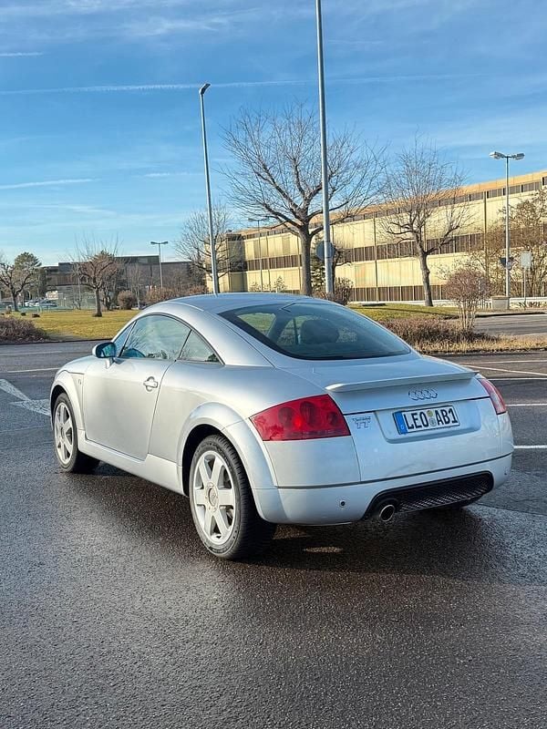 Gebraucht Audi TT 180 PS (132 kW) 2000 Silber Coupé
