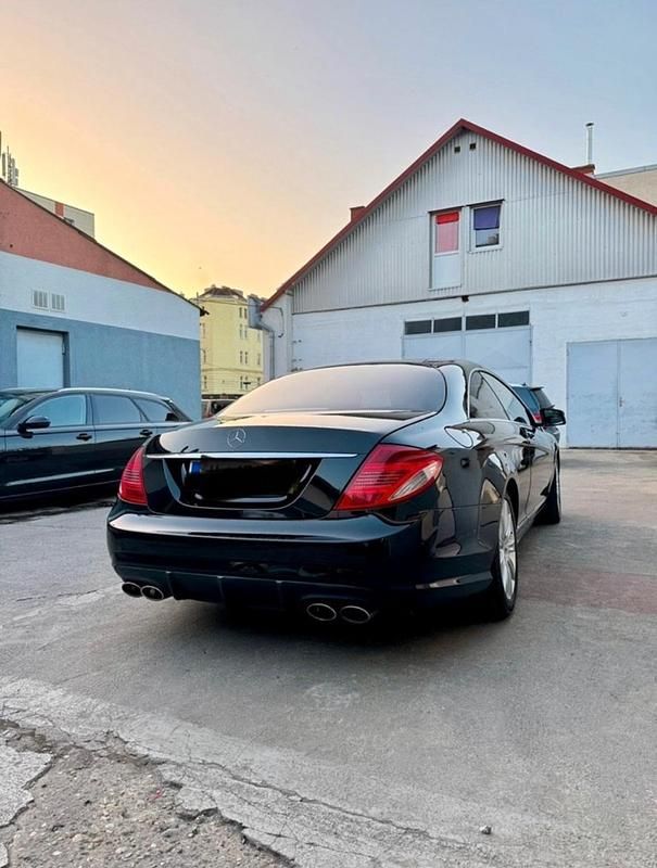 Gebraucht Mercedes CL500 387 PS (284 kW) 2011 Schwarz Coupé