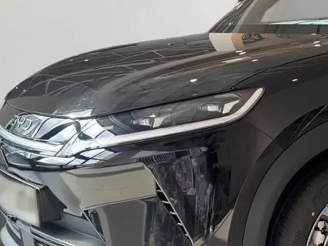 Uusi BYD Atto 2 Active 130 kW (177 HP) 2026 Musta Katumaasturi