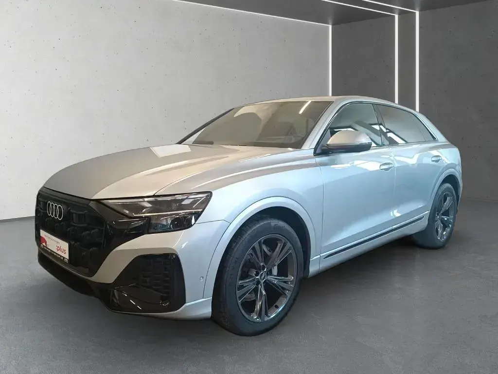 Gebraucht Audi Q8 Performance 231 PS (169 kW) 2025 Silber SUV