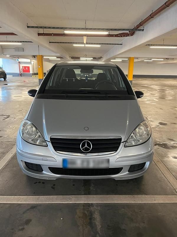Gebraucht Mercedes A150 95 PS (69 kW) 2004 Silber Limousine