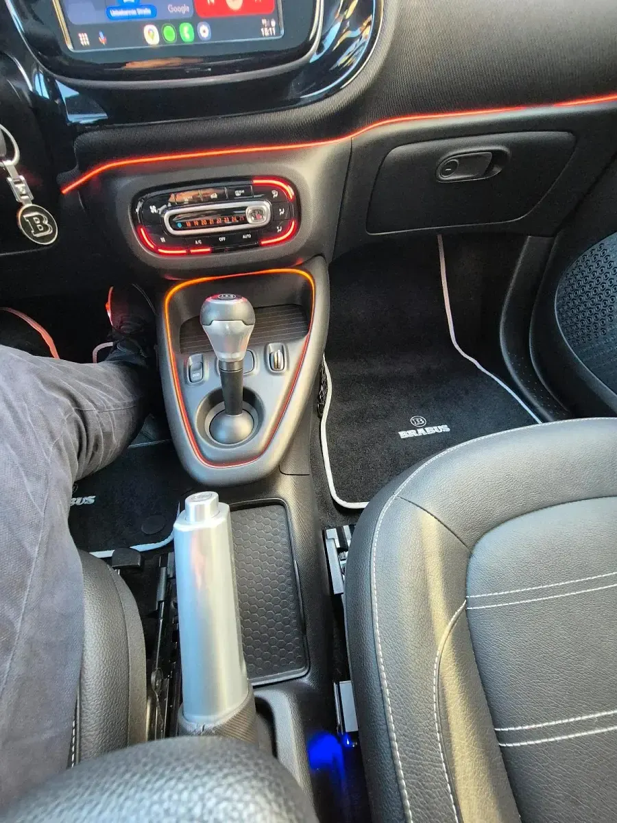 Gebraucht Smart ForTwo Coupé Brabus 63 kW (86 PS) 2020 Grün Kleinwagen