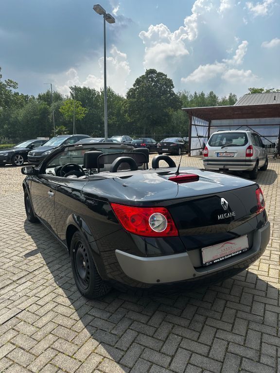 Gebraucht Renault Mégane Cabriolet Dynamique 135 PS (99 kW) 2005 Schwarz Cabrio