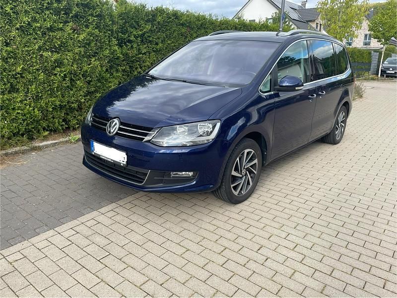 Gebraucht VW Sharan Sound 150 PS (110 kW) 2017 Blau Van / Kleinbus