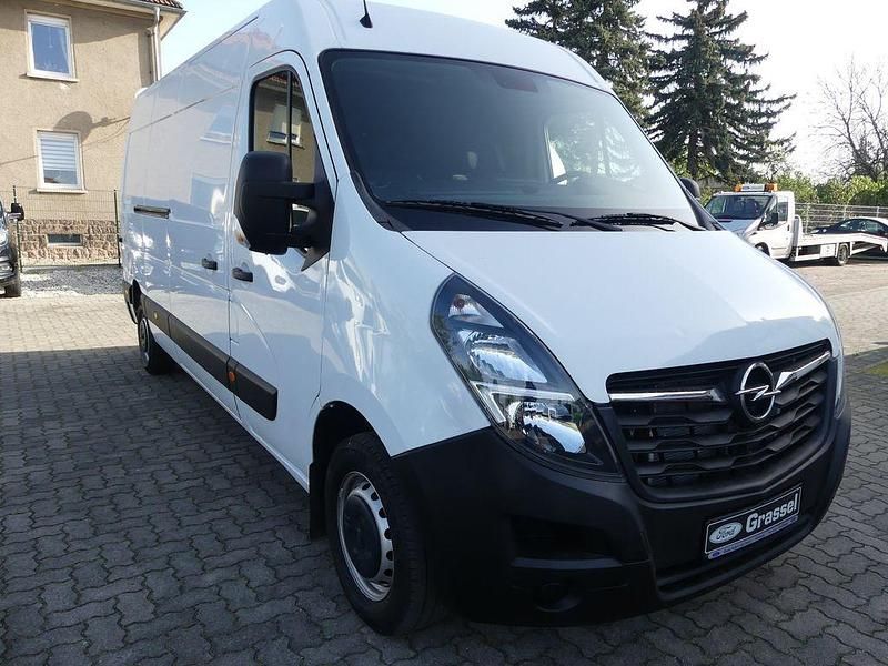 Gebraucht Opel Movano 136 PS (100 kW) 2021 Weiß Van / Kleinbus