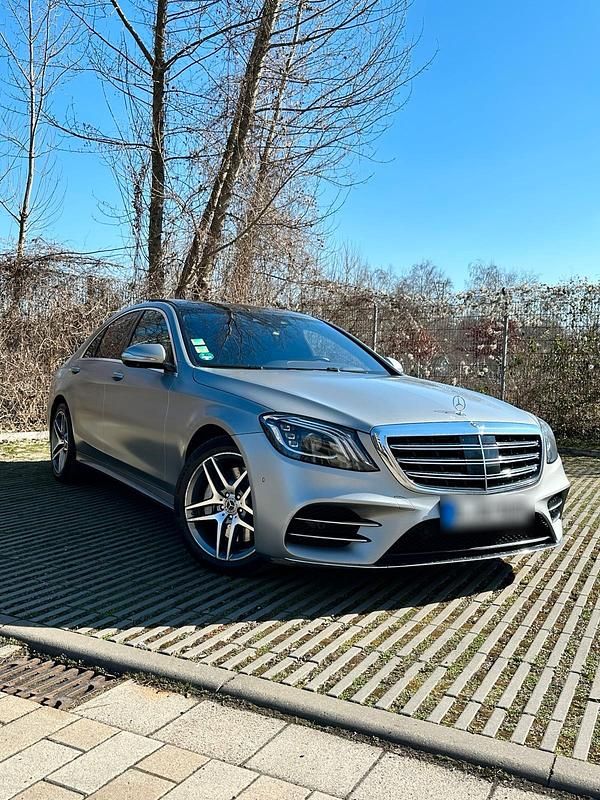 Grau Gebraucht 2018 Mercedes S450 AMG line Limousine | 39.500 € (Fairer Preis) - Bild 1/4