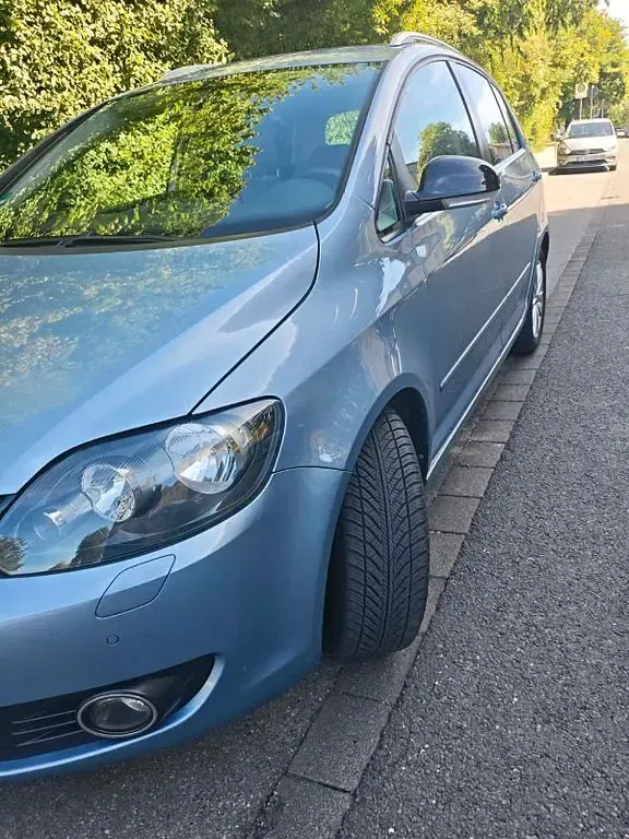 Gebraucht VW Golf Plus Cross Comfortline 80 PS (58 kW) 2011 Blau Van / Kleinbus