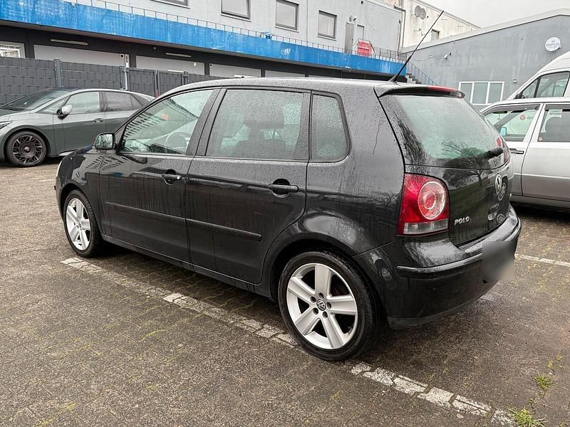 Gebraucht VW Polo 80 PS (58 kW) 2008 Schwarz Kleinwagen