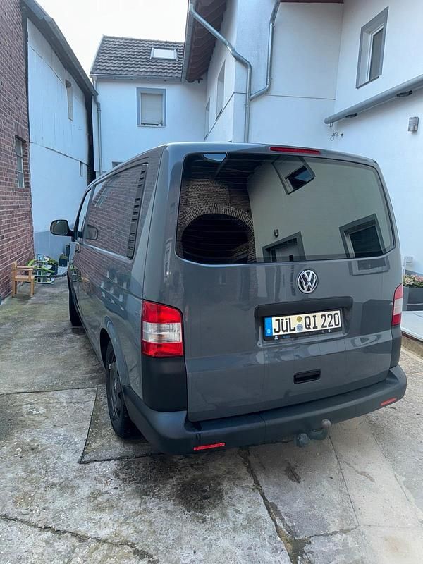 Gebraucht VW Transporter 180 PS (132 kW) 2010 Grau Van
