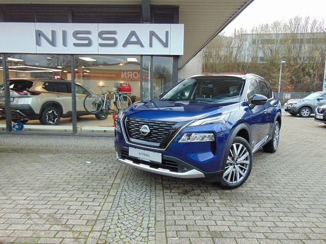 Blue/black Neu 2025 Nissan X-Trail 360º SUV | 49.990 € - Bild 1/4